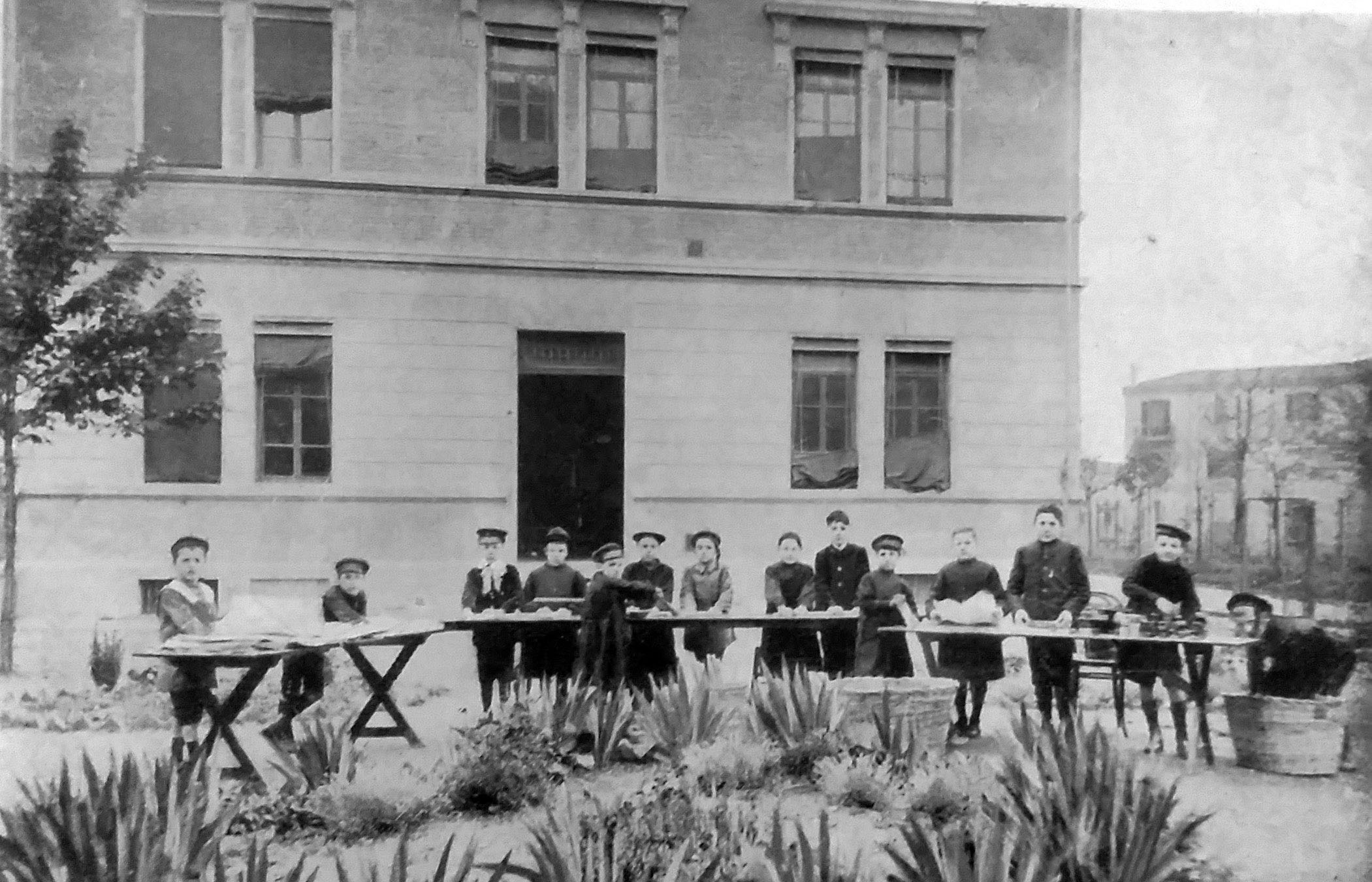 La Campagna Per La Limitazione Dei Consumi A Scuola